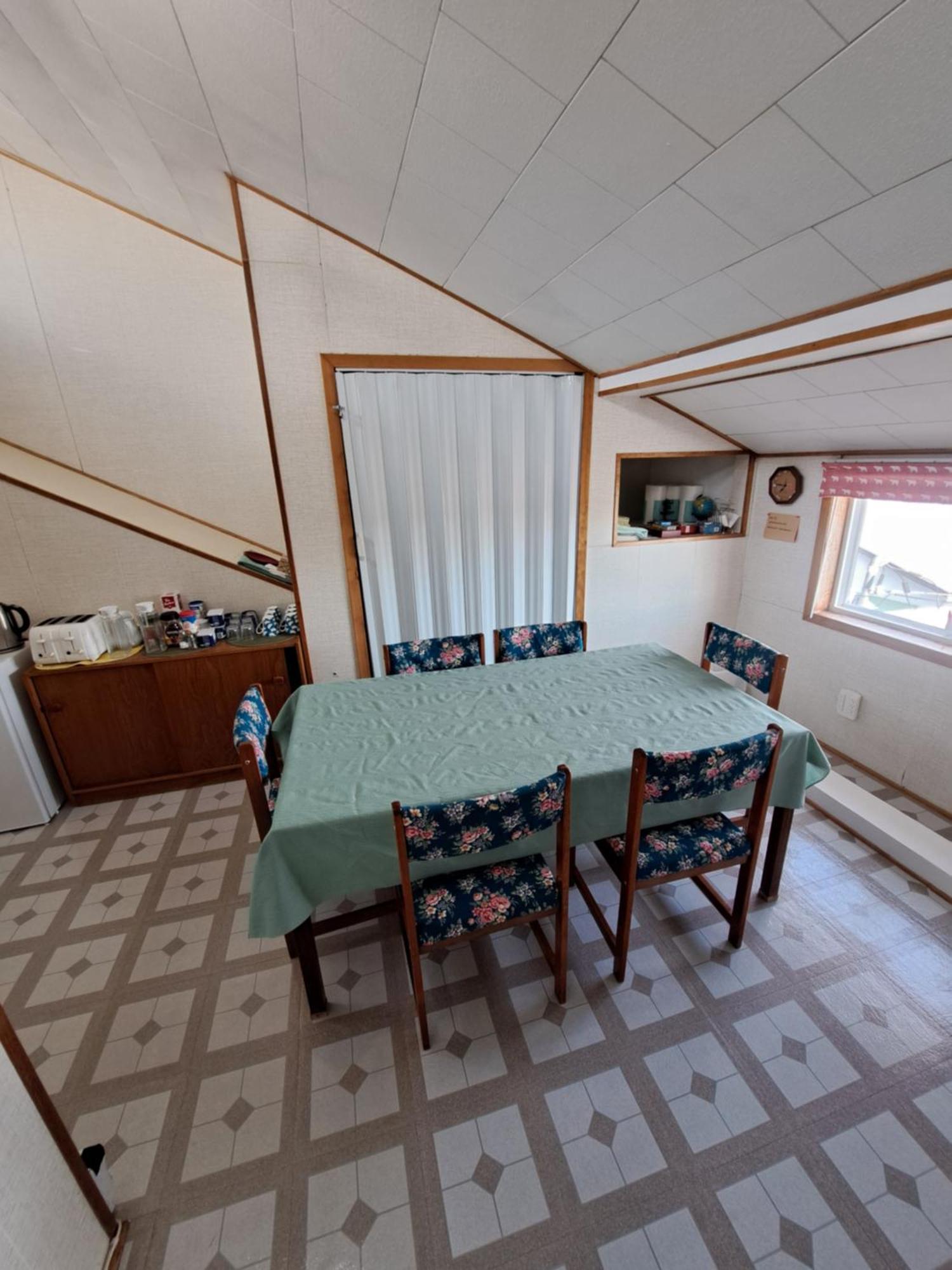 Polar Bear Bed And Breakfast Churchill Eksteriør bilde